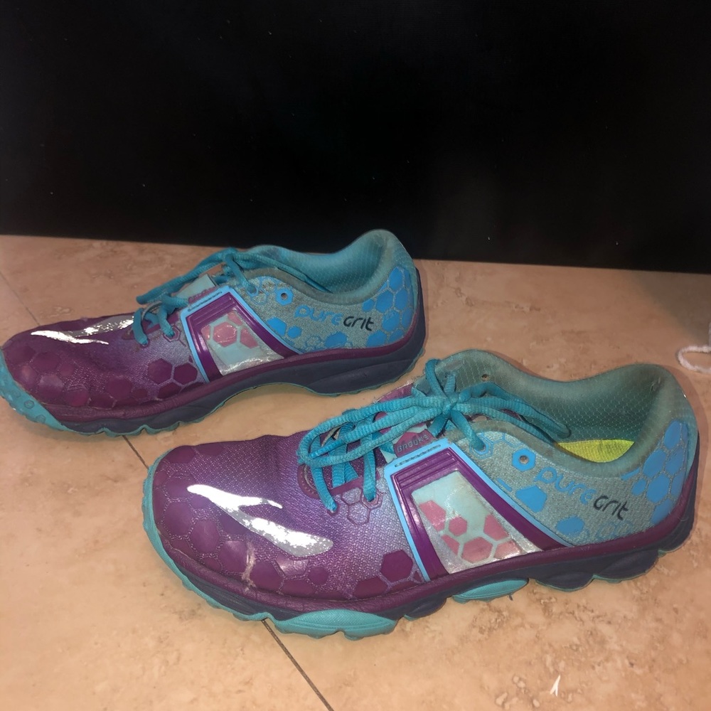Women’s Brooks Running Sneakers size 9